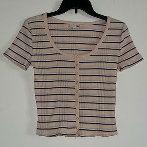 So Low U-neck Cream Striped Shirt